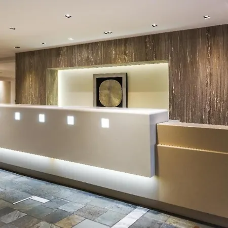 מלון Porto 4*