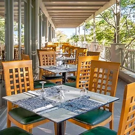 Porto Hotel